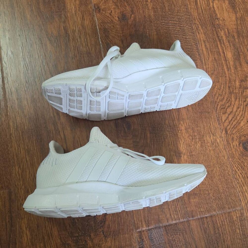 Adidas Swift Run 1.0 Cloud White Running Shoes - Picture 8 of 9